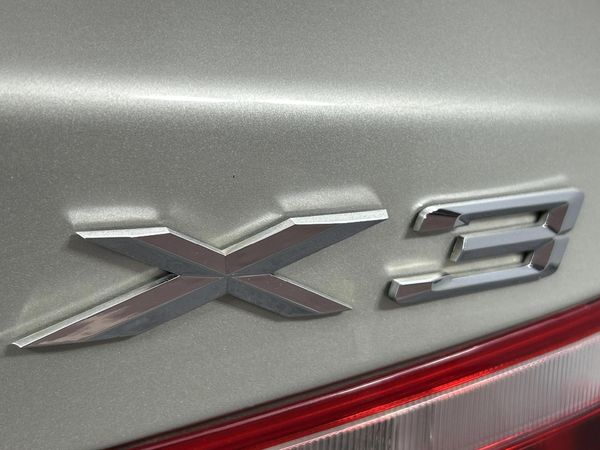 2014-BMW-X3-xDrive30d-Auto image:11