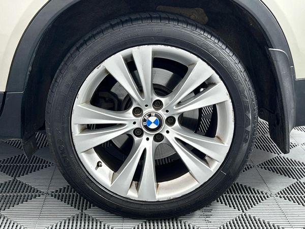 2014-BMW-X3-xDrive30d-Auto image:6