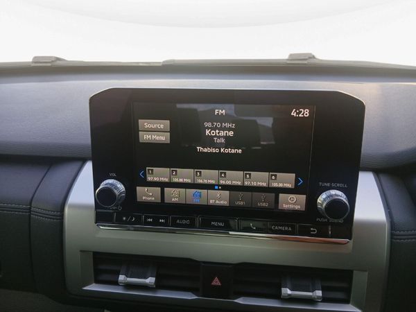 2025-Mitsubishi-Triton-24-Di-DC-GLS-Double-Cab-Auto image:9
