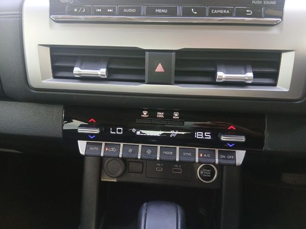 2025-Mitsubishi-Triton-24-Di-DC-GLS-Double-Cab-Auto image:15