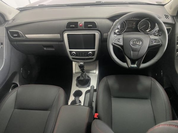 2026-JAC-T8-20-CDI-Lux-Double-Cab image:5