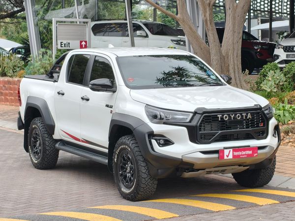 2025-Toyota-Hilux-28GD-6-GR-Sport-Double-Cab-4x4 image:1