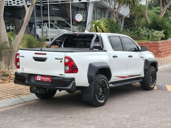 2025-Toyota-Hilux-28GD-6-GR-Sport-Double-Cab-4x4 image:4