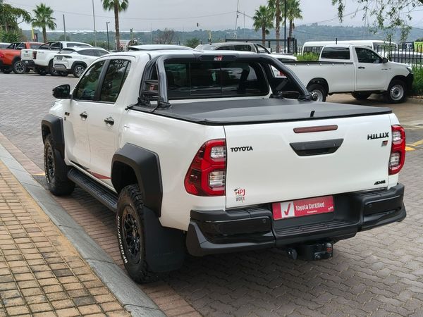 2025-Toyota-Hilux-28GD-6-GR-Sport-Double-Cab-4x4 image:6