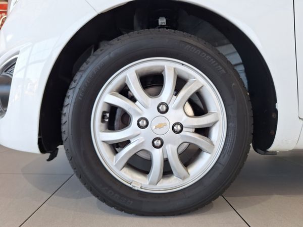 2017-Chevrolet-Spark-12-LS image:10