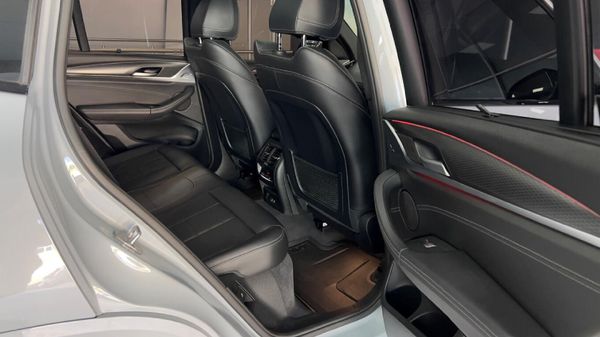 2021-BMW-X3-xDrive20d-M-Sport image:13