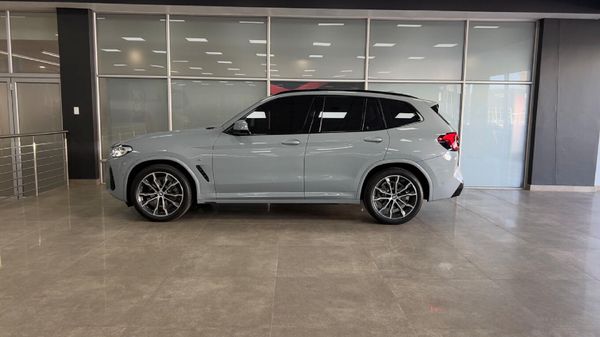 2021-BMW-X3-xDrive20d-M-Sport image:3