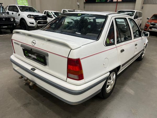 1991-Opel-Monza-200-CLE image:2