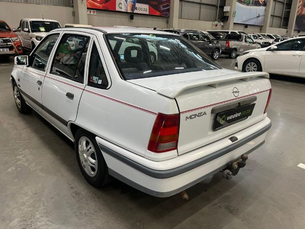 1991-Opel-Monza-200-CLE image:4
