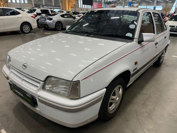 1991-Opel-Monza-200-CLE image:6
