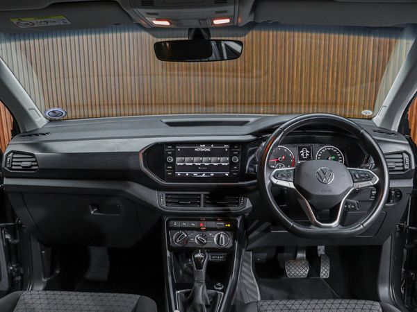 2022-Volkswagen-T-Cross-10-TSI-Comfortline-Auto image:9