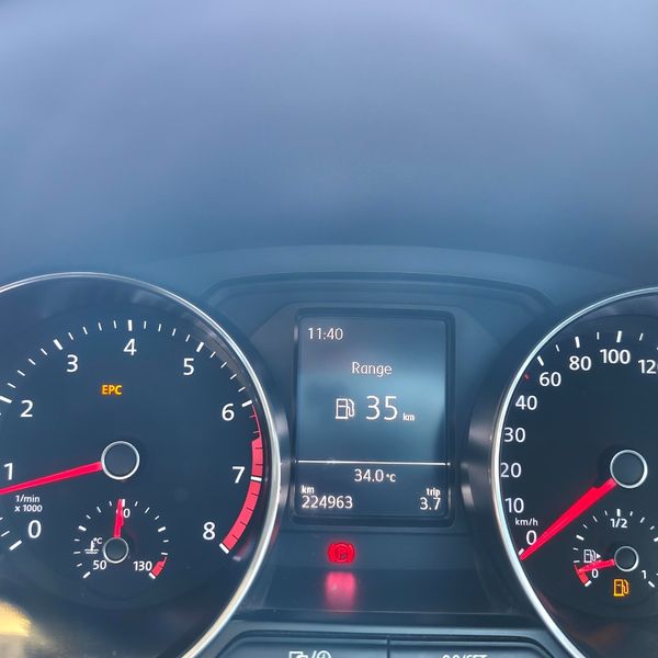 2015-Volkswagen-Polo-GP-12-TSI-Comfortline-66kW image:10