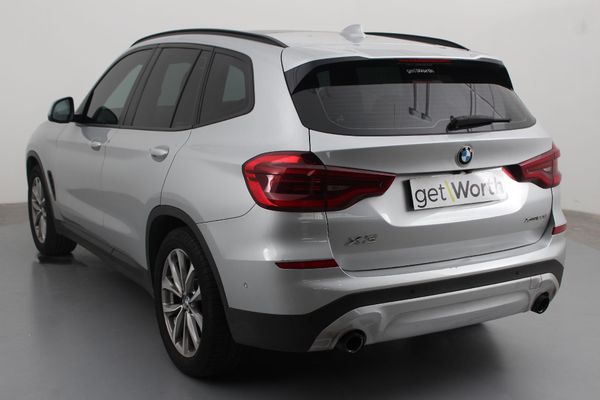 2018-BMW-X3-xDrive20d image:7