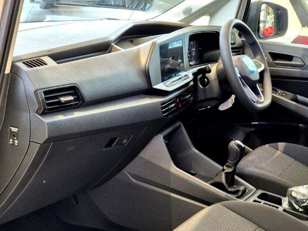 2026-Volkswagen-Caddy-Cargo-16i-81kw-Panel-Van image:6