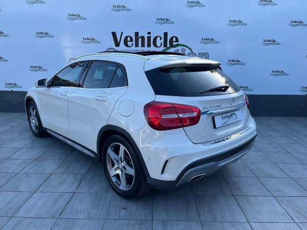 2015-Mercedes-Benz-GLA-250-4Matic-Petrol-Auto-R4900-pm image:3