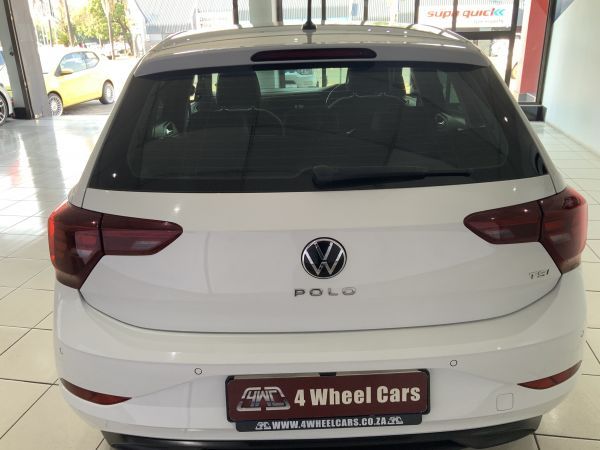 2022-Volkswagen-Polo-10-TSI-Life image:6