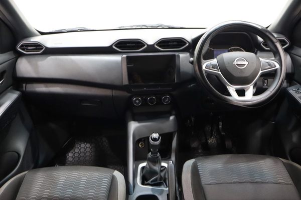 2025-Nissan-Magnite-10-Visia image:12