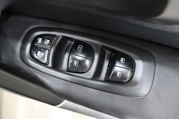 2018-Renault-Kadjar-12T-Dynamique-Auto image:18
