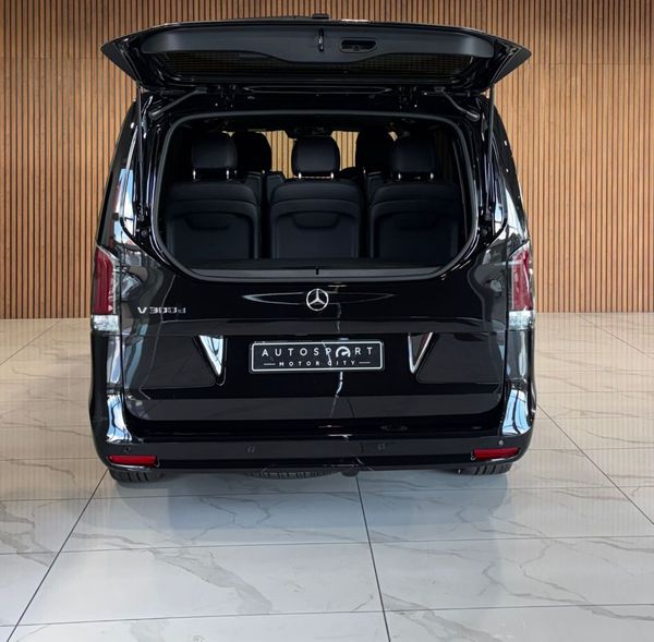 2026-Mercedes-Benz-V-Class-V-300d-Exclusive image:21