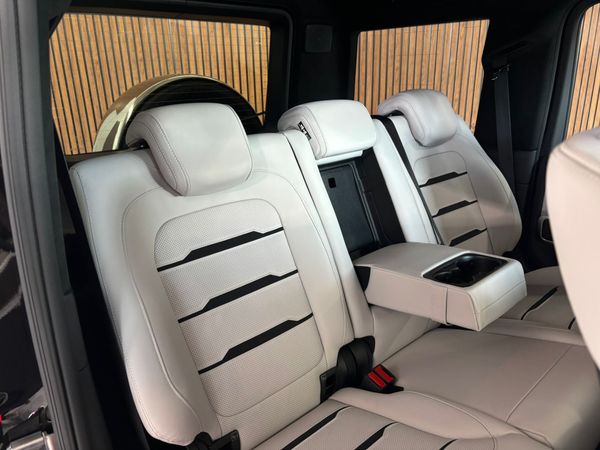 2026-Mercedes-AMG-G-Class-G63-AMG image:17