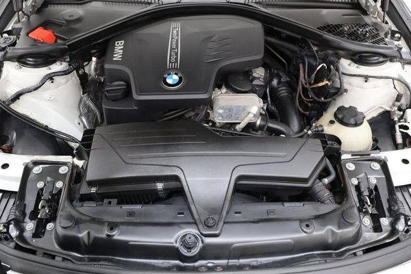 2012-BMW-3-Series-320i-Auto image:20