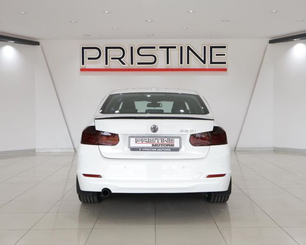 2012-BMW-3-Series-320i-Auto image:4