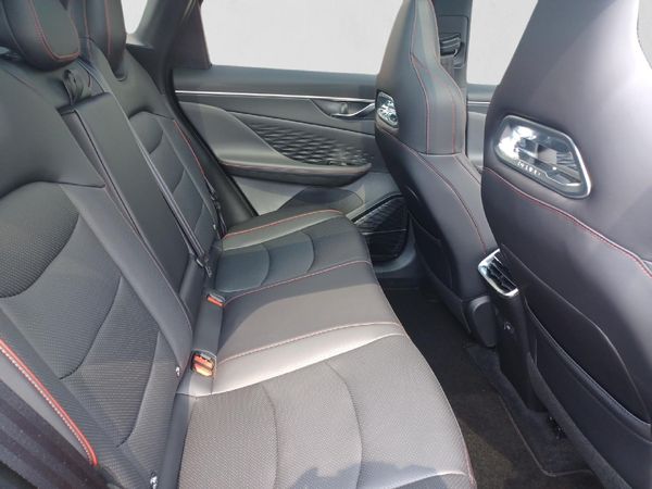 2026-BAIC-X55-15T-Premium-Auto image:16