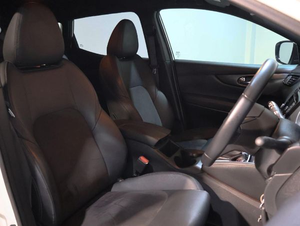 2021-Nissan-Qashqai-12T-Midnight-Auto image:10