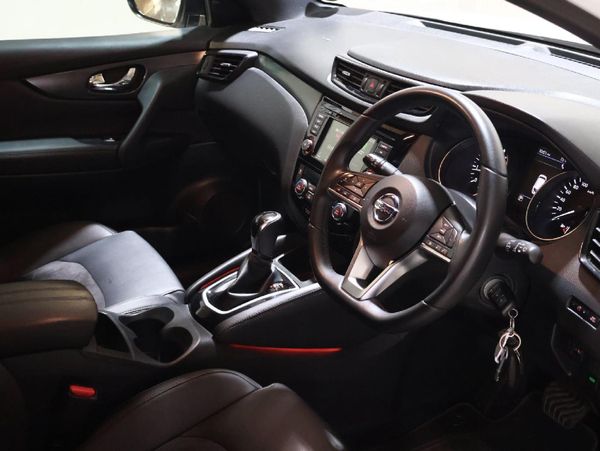 2021-Nissan-Qashqai-12T-Midnight-Auto image:12
