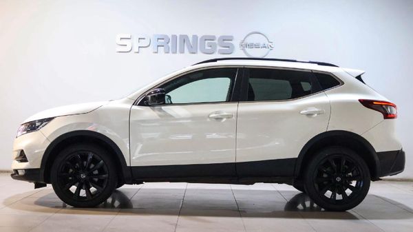 2021-Nissan-Qashqai-12T-Midnight-Auto image:3