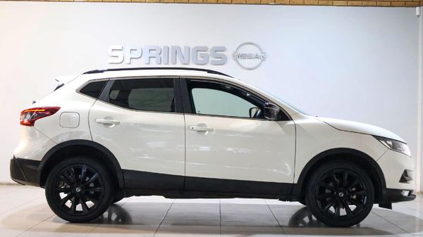 2021-Nissan-Qashqai-12T-Midnight-Auto image:4