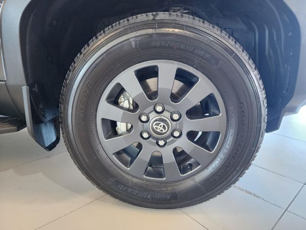 2025-Toyota-Land-Cruiser-Prado-TX-28GD-Auto image:8