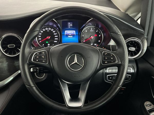 2021-Mercedes-Benz-V-Class-V-220d-Auto image:10