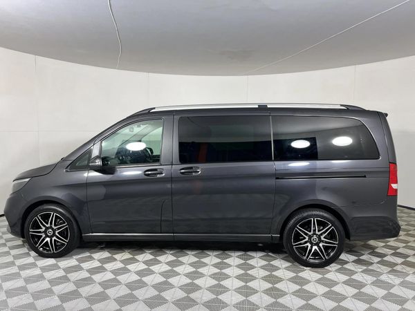 2021-Mercedes-Benz-V-Class-V-220d-Auto image:18