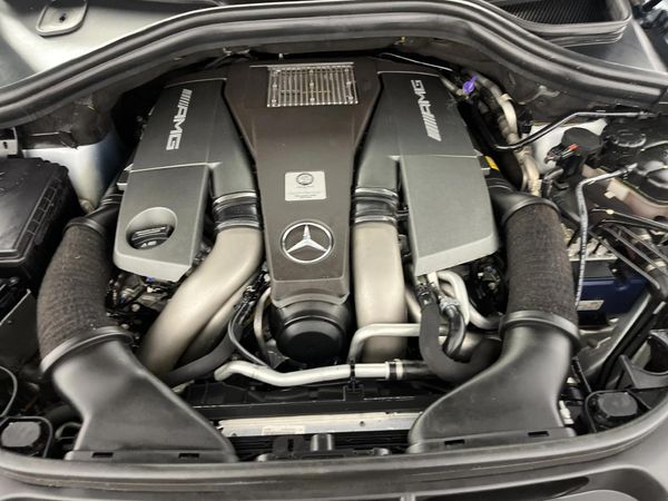 2018-Mercedes-AMG-GLS-63-AMG image:12