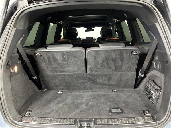 2018-Mercedes-AMG-GLS-63-AMG image:13