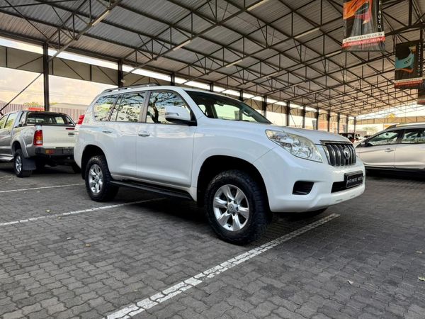 2011-Toyota-Land-Cruiser-Prado-40-V6-TX-Auto image:6