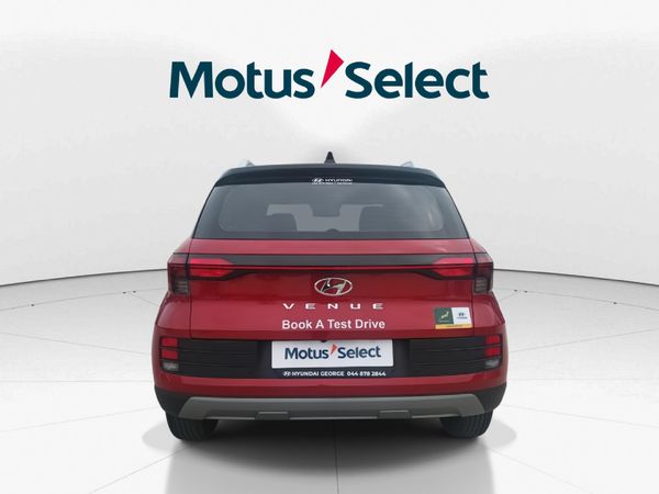 2025-Hyundai-Venue-12-Executive image:5