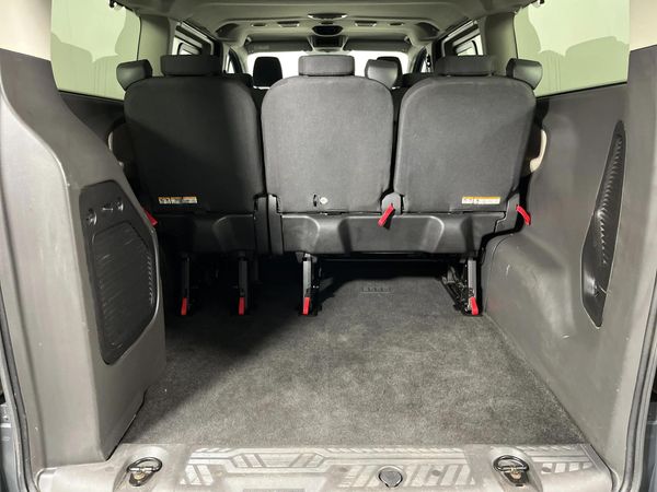 2018-Ford-Tourneo-Custom-22-TDCi-Trend-LWB-92kW image:11