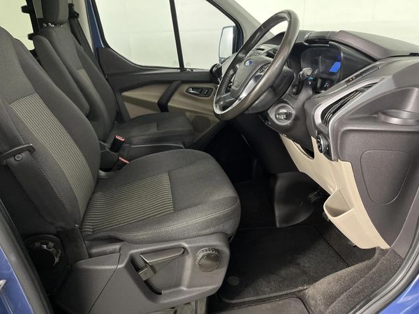 2018-Ford-Tourneo-Custom-22-TDCi-Trend-LWB-92kW image:6