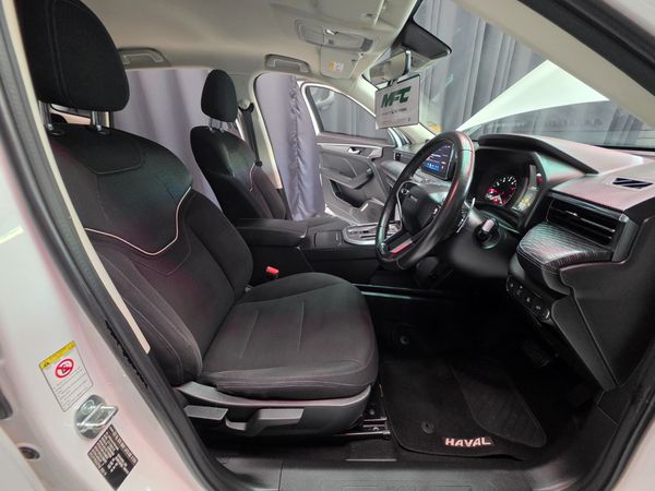 2023-Haval-Jolion-15T-Premium-Auto image:17