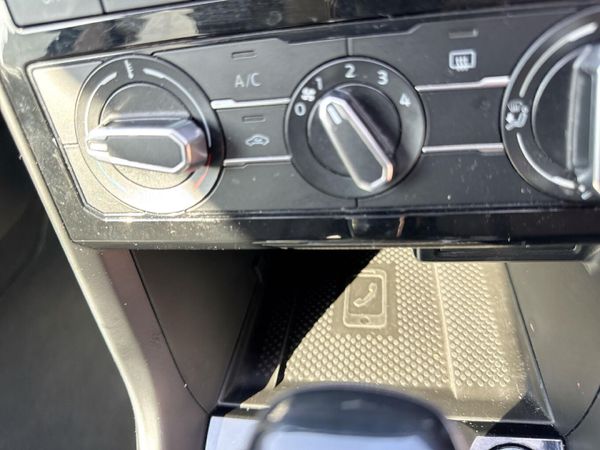 2022-Volkswagen-T-Cross-10-TSI-Comfortline-Auto image:20
