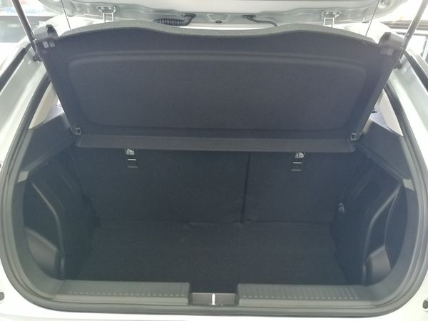 2026-Suzuki-Fronx-15-GL image:5