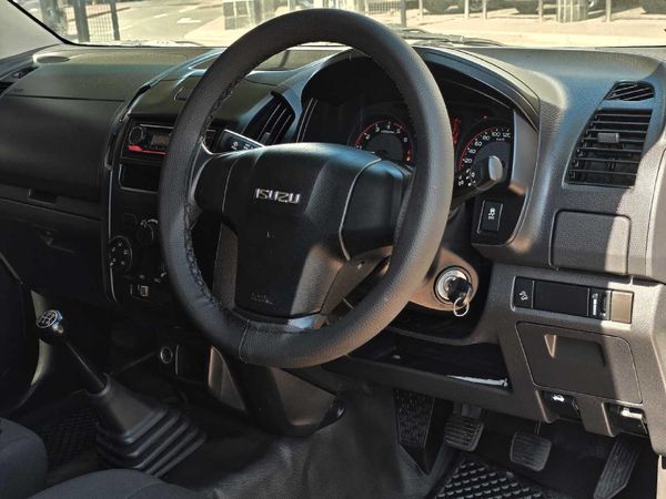 2021-Isuzu-D-Max-250-HO-Fleetside-Safety-Single-Cab image:12