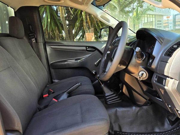 2021-Isuzu-D-Max-250-HO-Fleetside-Safety-Single-Cab image:6