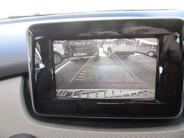 2013-Mercedes-Benz-B-Class-B-180-BE-Auto image:7