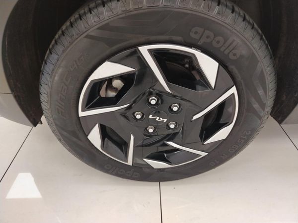 2024-Kia-Sonet-15-LX-Auto image:5