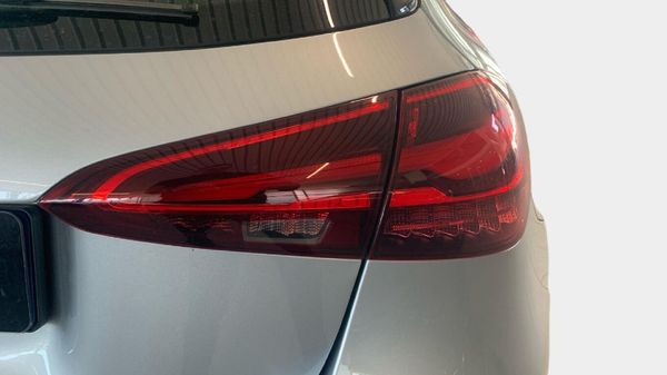 2025-Mercedes-Benz-A-Class-A-200-Auto image:19