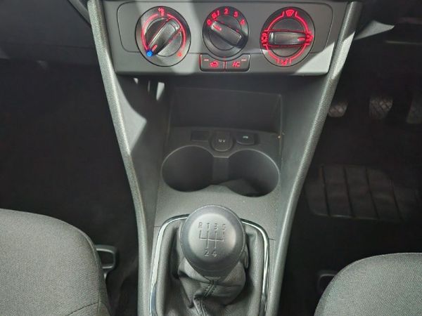 2026-Volkswagen-Polo-Vivo-14 image:1