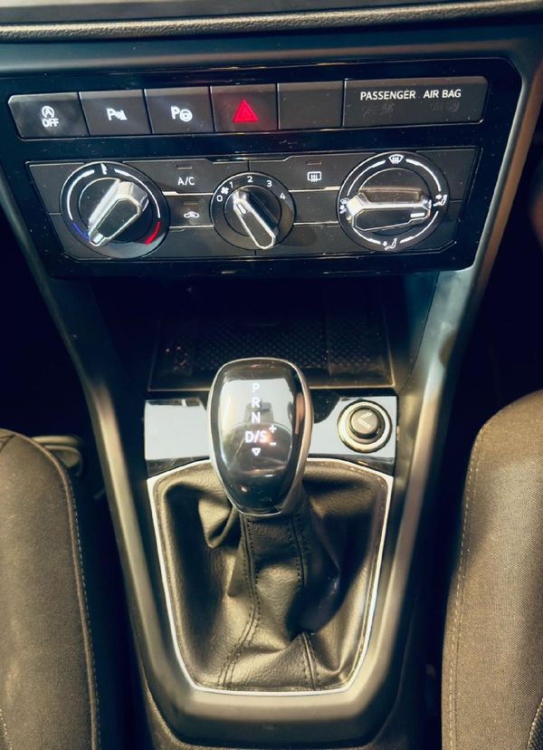 2022-Volkswagen-T-Cross-10-TSI-Comfortline-Auto image:6